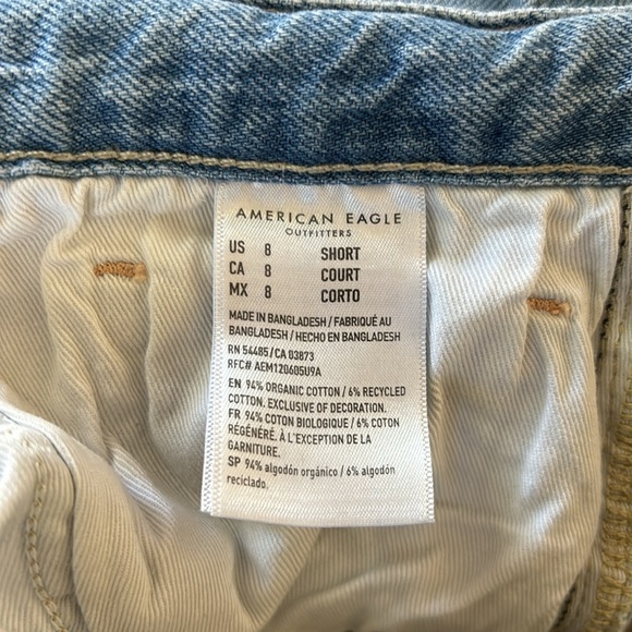 American Eagle mom jean size 8 short - Picture 6 of 6
